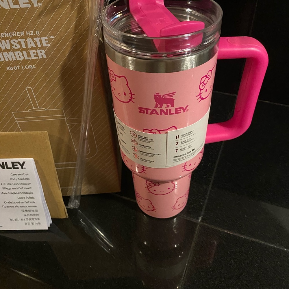 Hello kitty Stanley cup